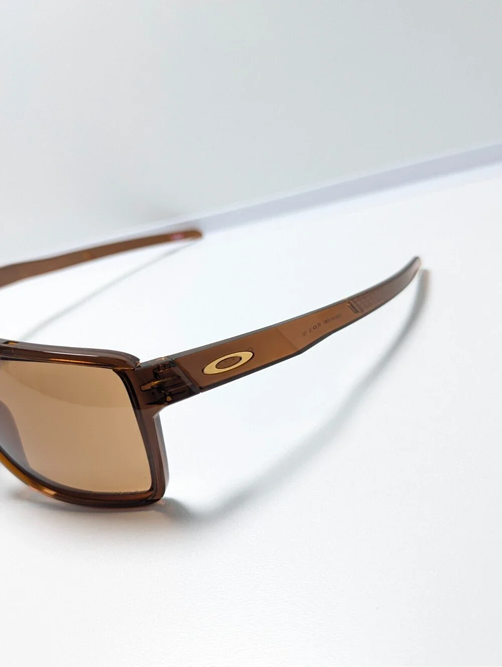 Oakley Castel OO9147-0363 Unisex Brown Aviator Sunglasses 63-12-133 UV